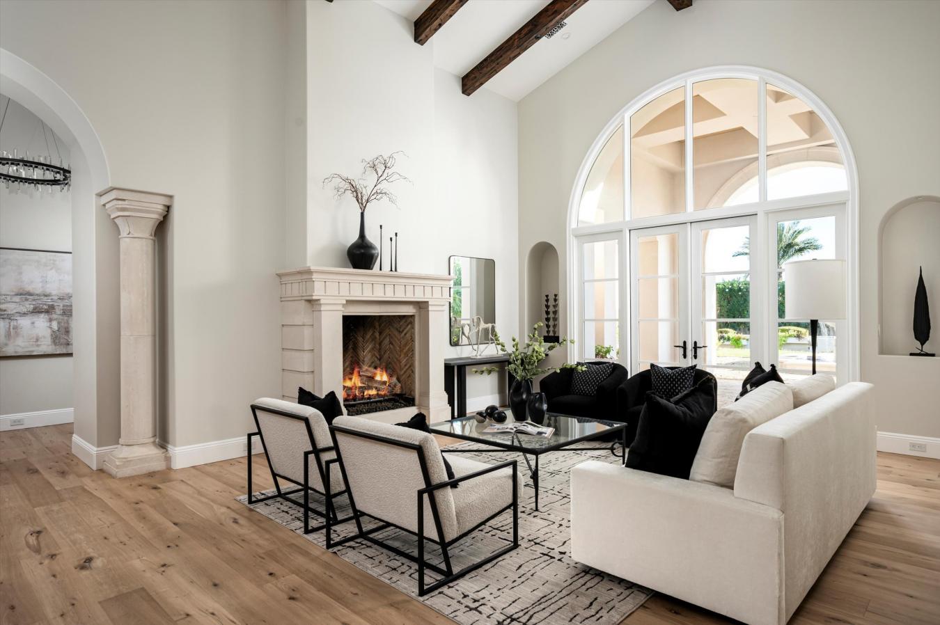 Paradise Valley, Maricopa, 85253, United States, 4 Bedrooms Bedrooms, ,6 BathroomsBathrooms,Residential,For Sale,1959839