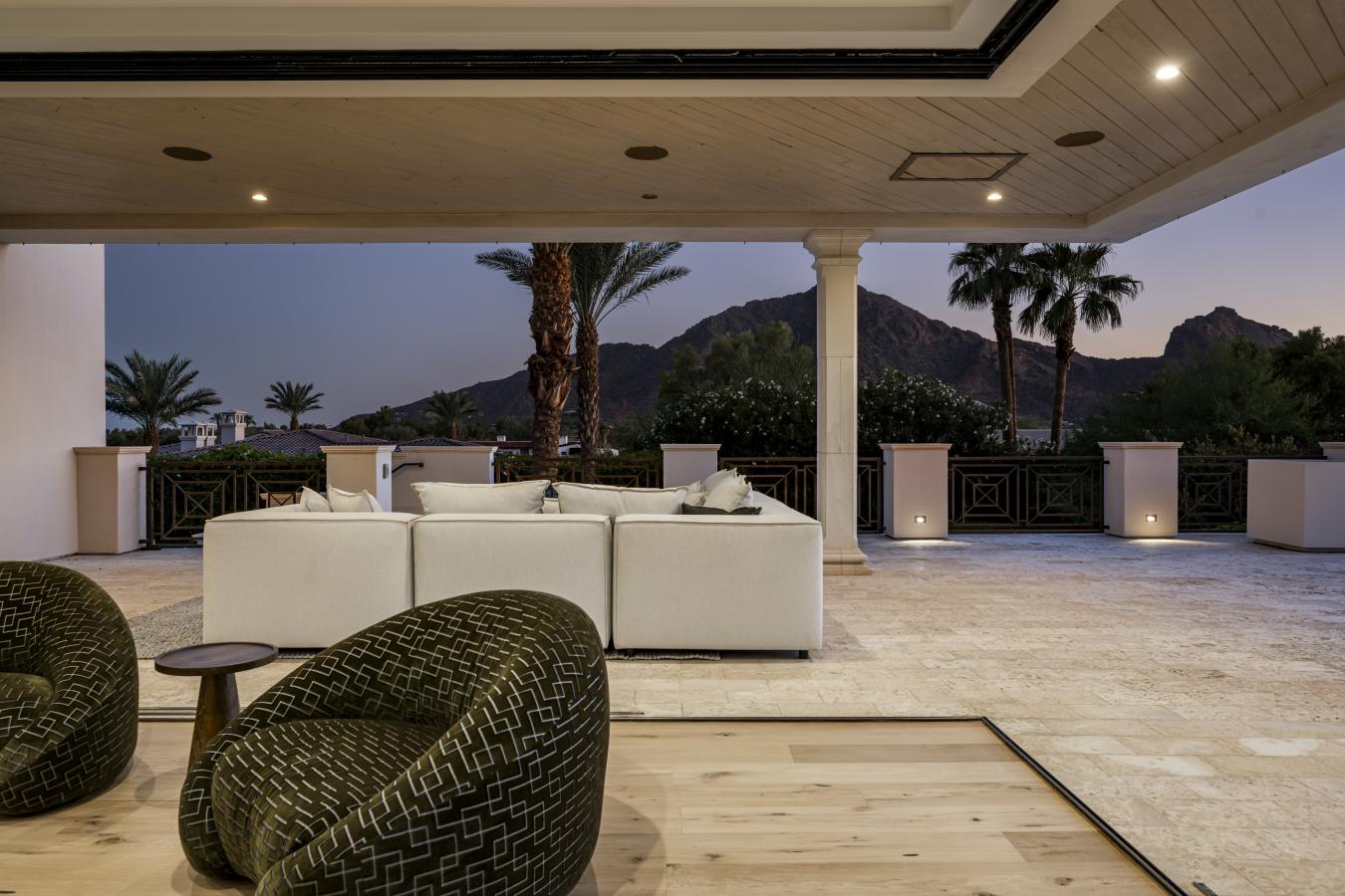 Paradise Valley, Maricopa, 85253, United States, 4 Bedrooms Bedrooms, ,6 BathroomsBathrooms,Residential,For Sale,1959839