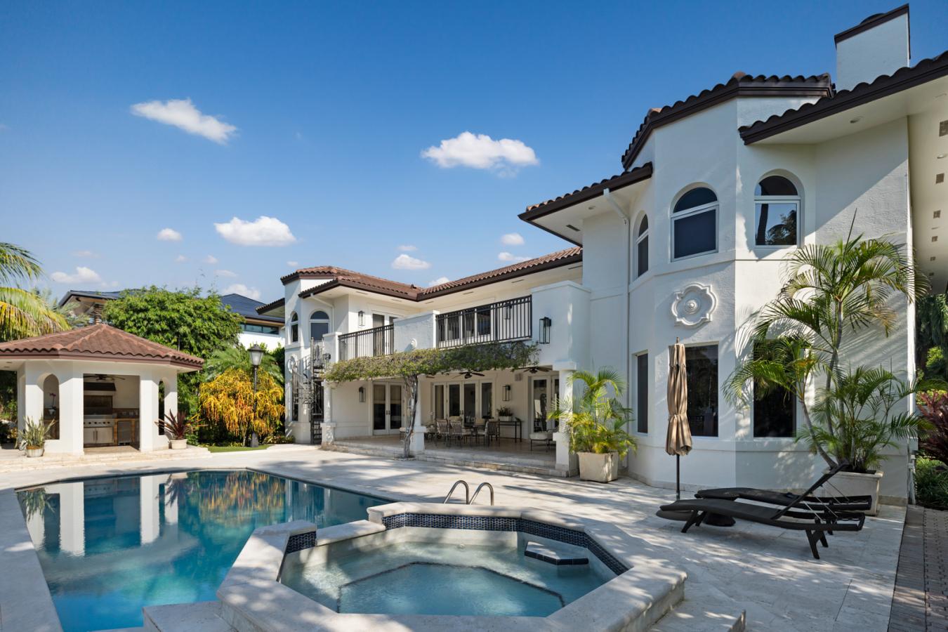 Coral Gables, Florida, 33143, United States, 6 Bedrooms Bedrooms, ,6 BathroomsBathrooms,Residential,For Sale,1959835