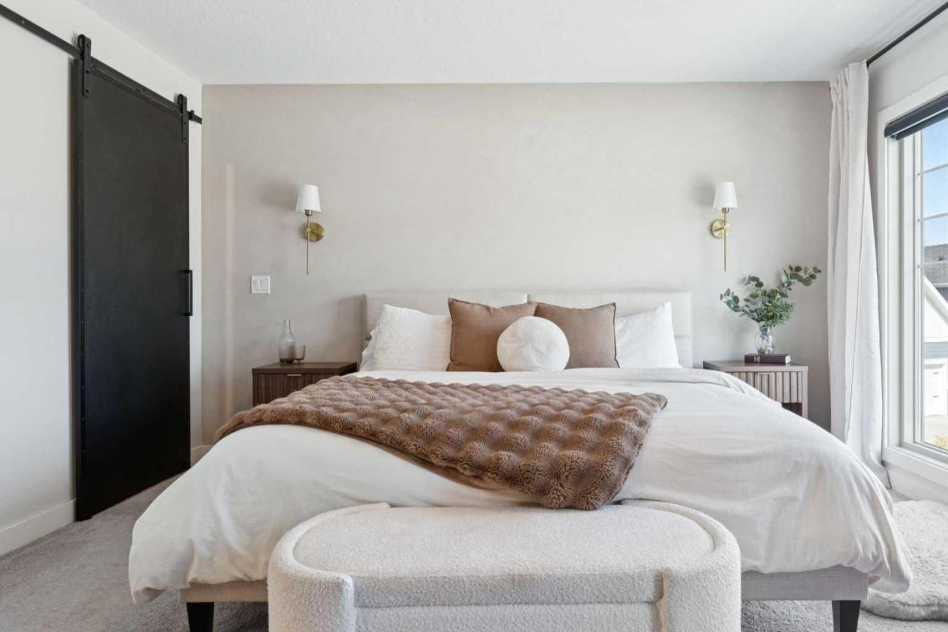 Cochrane, Rocky View County, T4C 0Z2, Canada, 3 Bedrooms Bedrooms, ,2 BathroomsBathrooms,Residential,For Sale,1959837