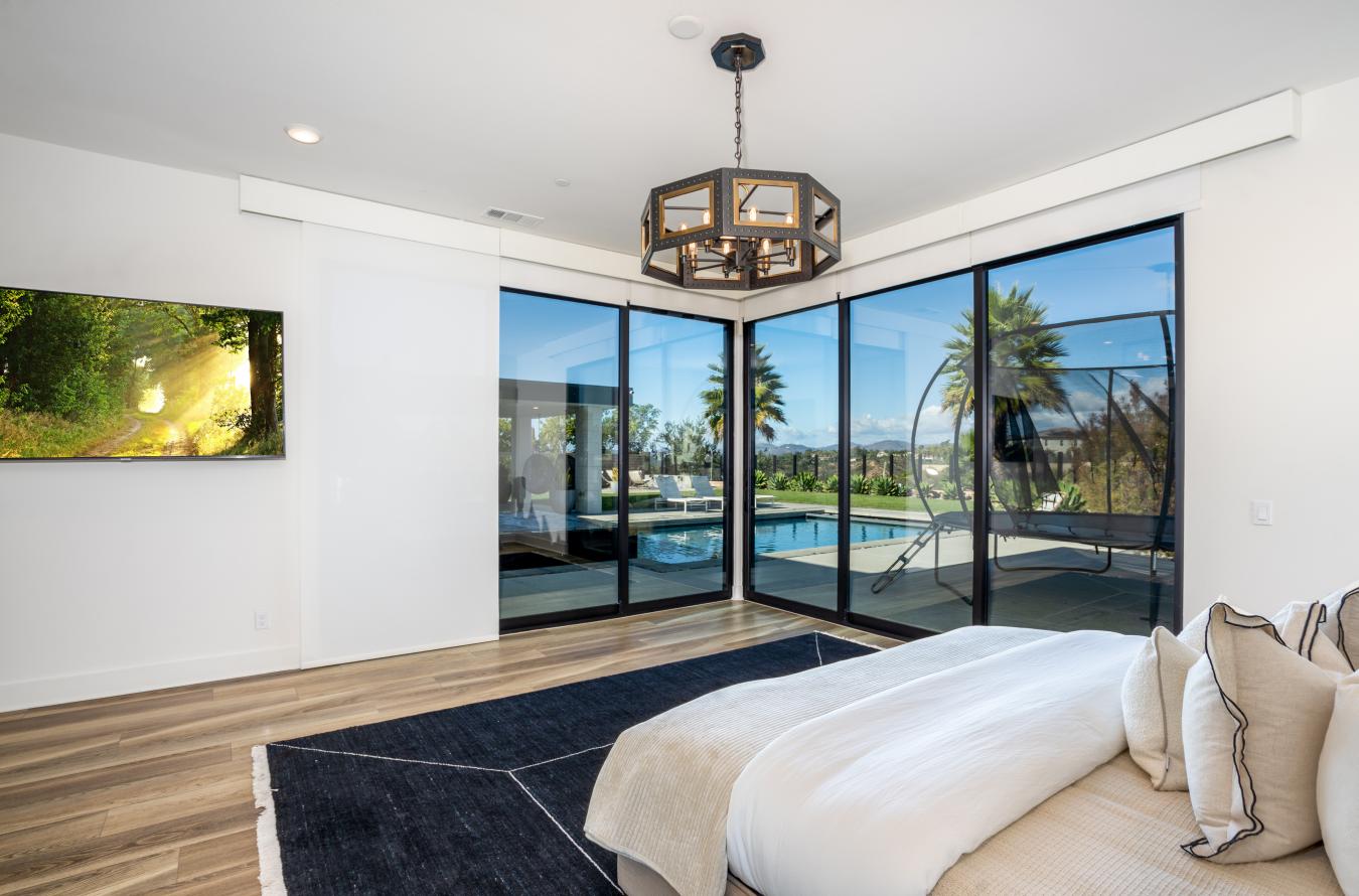 San Diego, California, 92130, United States, 6 Bedrooms Bedrooms, ,6 BathroomsBathrooms,Residential,For Sale,1959831