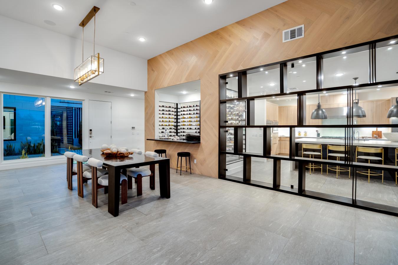 San Diego, California, 92130, United States, 6 Bedrooms Bedrooms, ,6 BathroomsBathrooms,Residential,For Sale,1959831