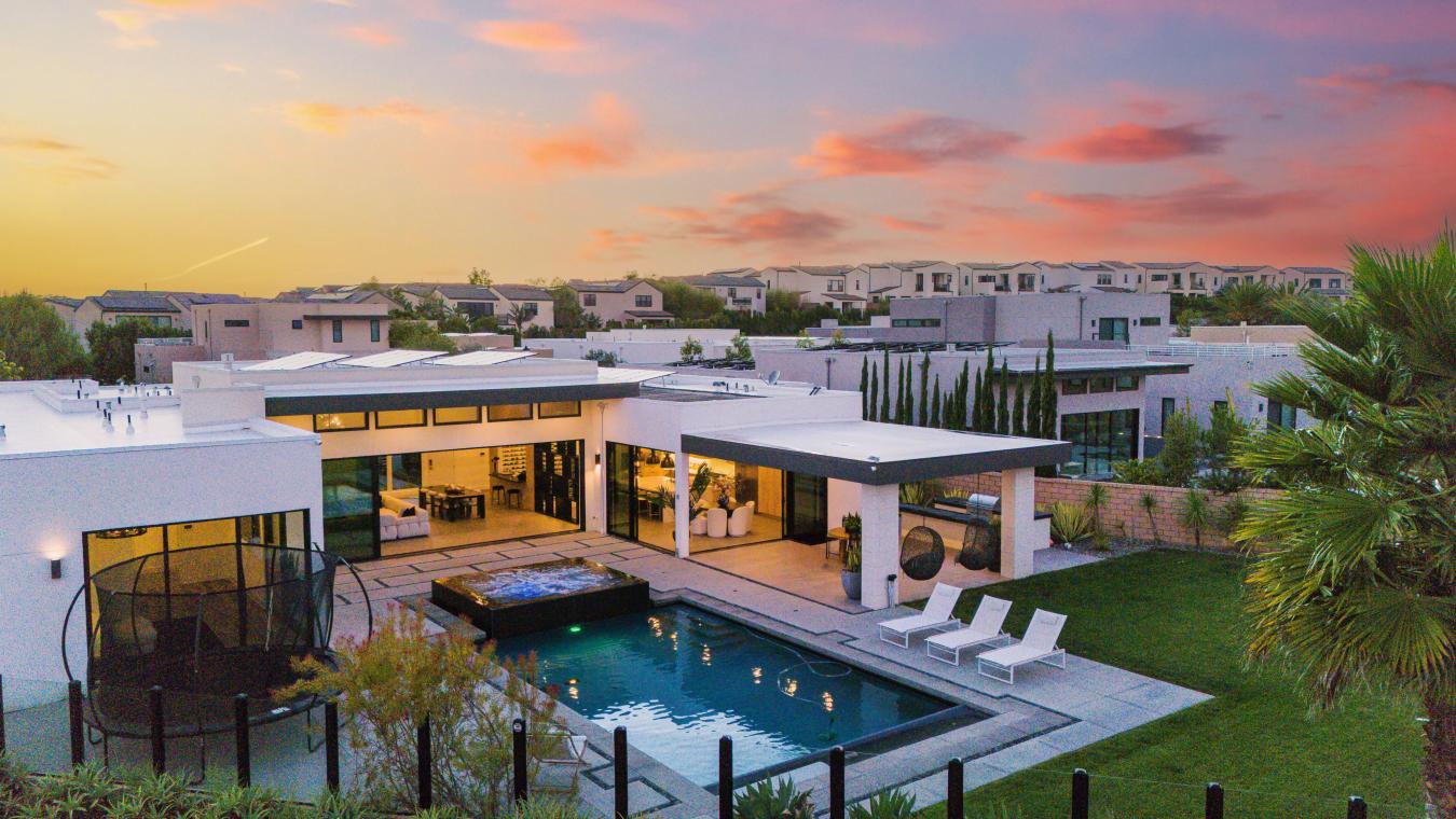 San Diego, California, 92130, United States, 6 Bedrooms Bedrooms, ,6 BathroomsBathrooms,Residential,For Sale,1959831