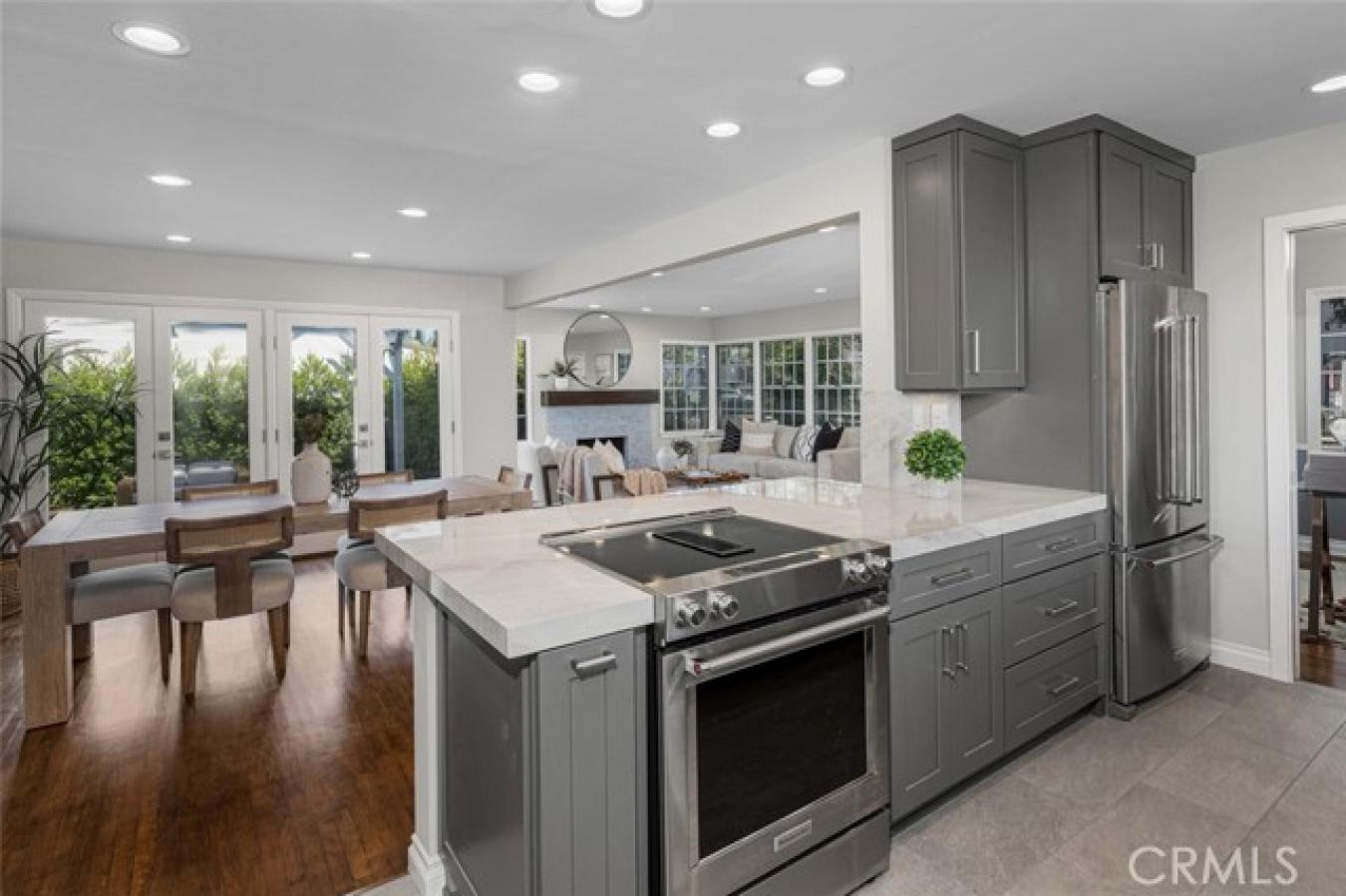 Long Beach, Los Angeles, 90808, United States, 2 Bedrooms Bedrooms, ,2 BathroomsBathrooms,Residential,For Sale,1959830