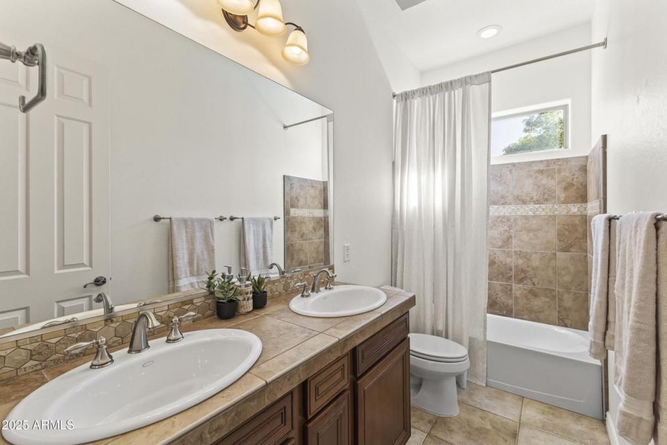 Goodyear, Maricopa, 85395, United States, 4 Bedrooms Bedrooms, ,1 BathroomBathrooms,Residential,For Sale,1960327