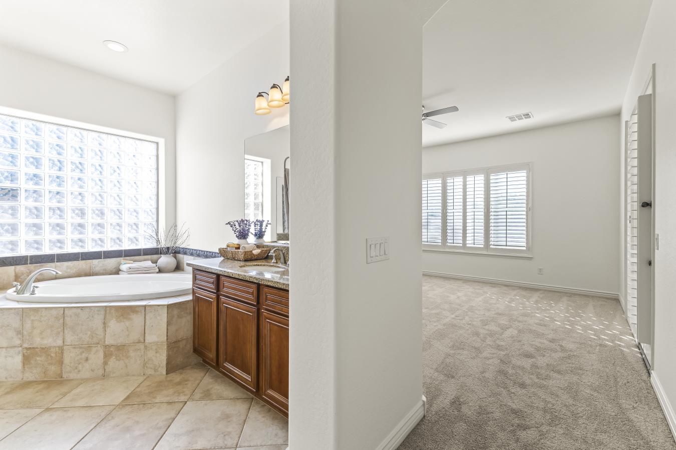 Goodyear, Maricopa, 85395, United States, 4 Bedrooms Bedrooms, ,1 BathroomBathrooms,Residential,For Sale,1960327