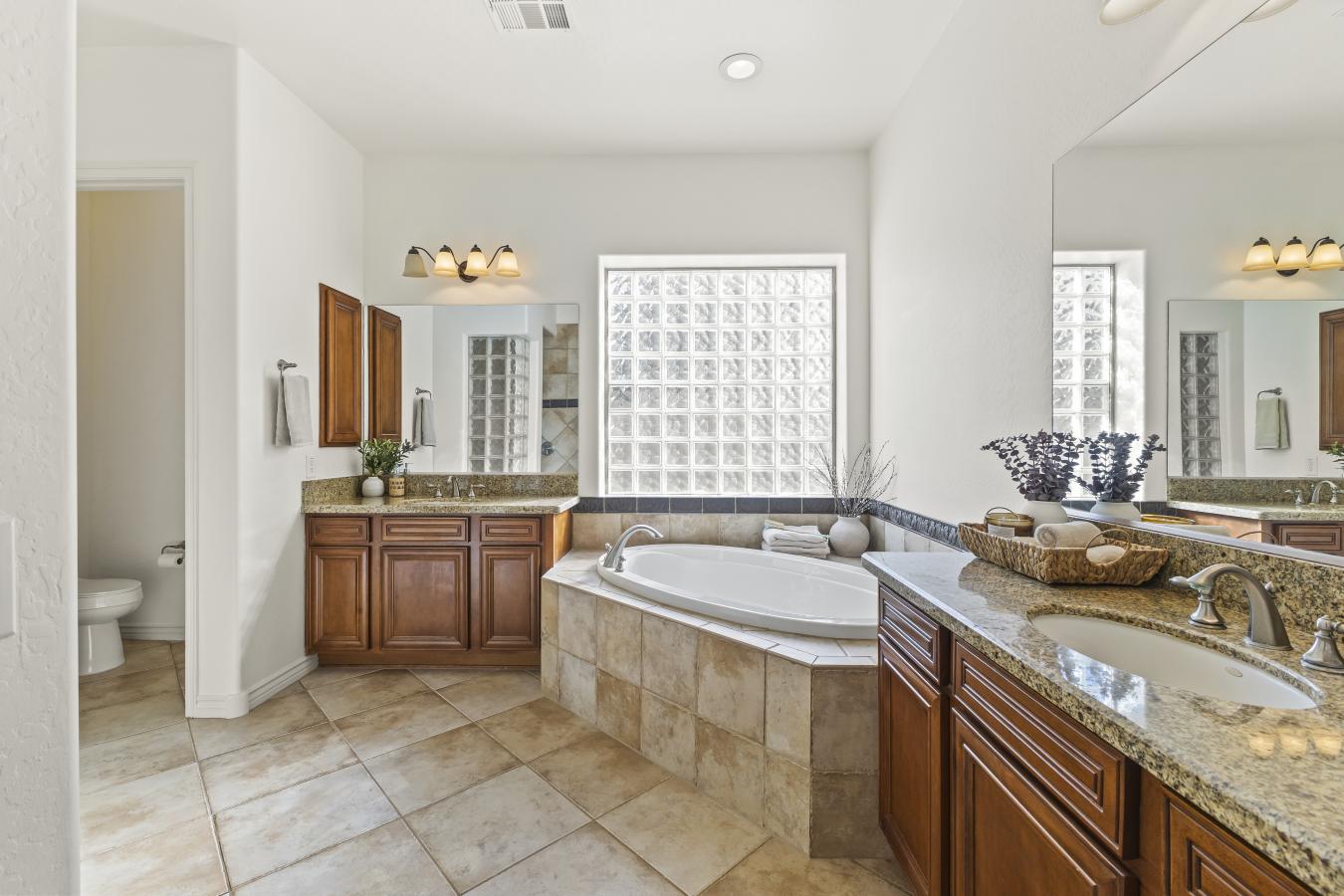 Goodyear, Maricopa, 85395, United States, 4 Bedrooms Bedrooms, ,1 BathroomBathrooms,Residential,For Sale,1960327