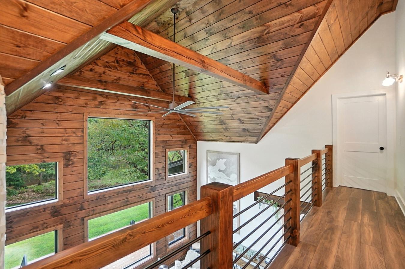 Lansing, North Carolina, 28643, United States, 3 Bedrooms Bedrooms, ,4 BathroomsBathrooms,Residential,For Sale,1973505