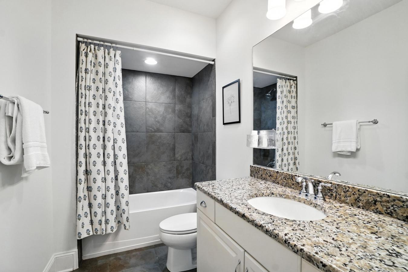 Cornelius, Mecklenburg, 28031, United States, 4 Bedrooms Bedrooms, ,4 BathroomsBathrooms,Residential,For Sale,1969823