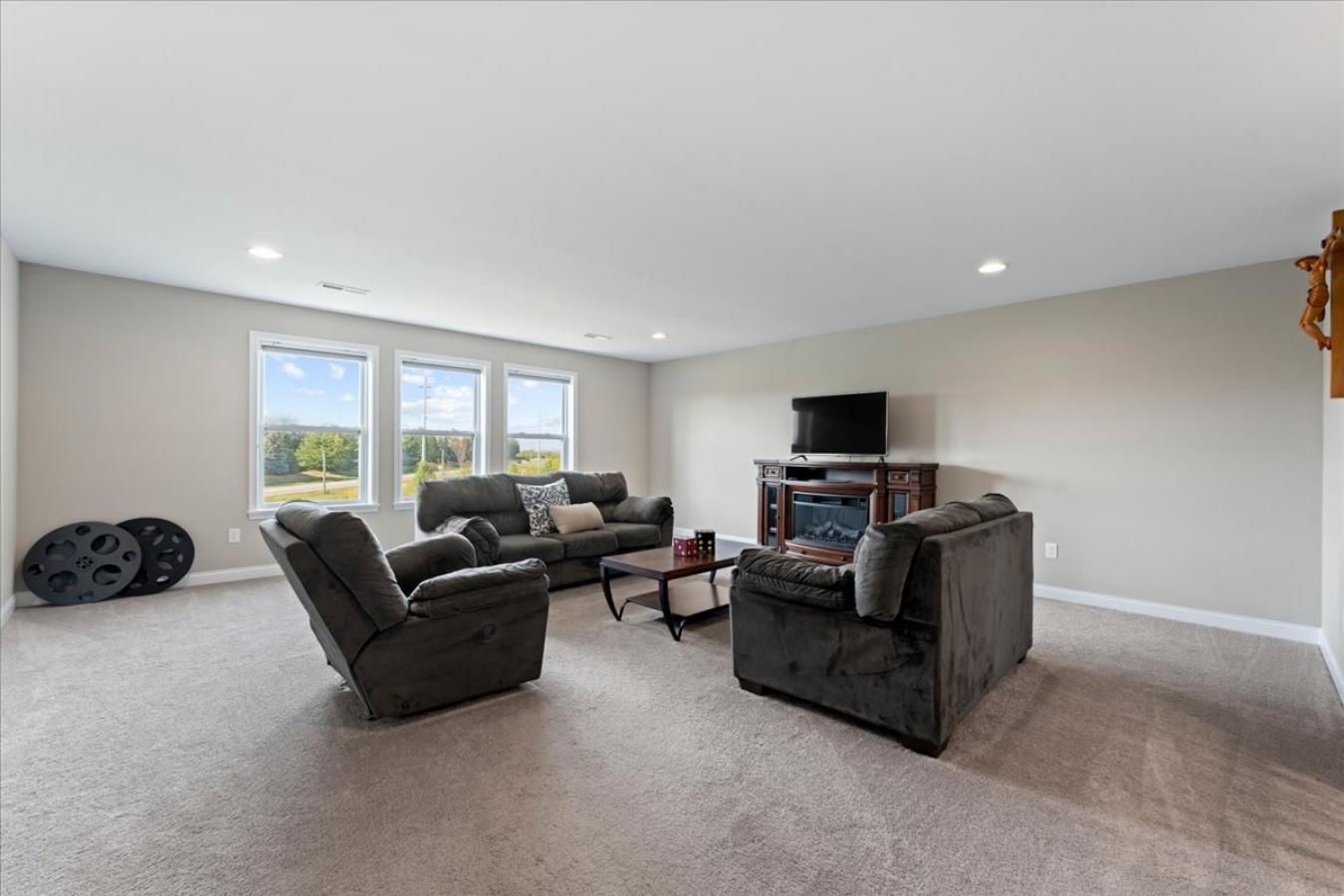 Mason, Ohio, 45040, United States, 4 Bedrooms Bedrooms, ,3 BathroomsBathrooms,Residential,For Sale,1959829