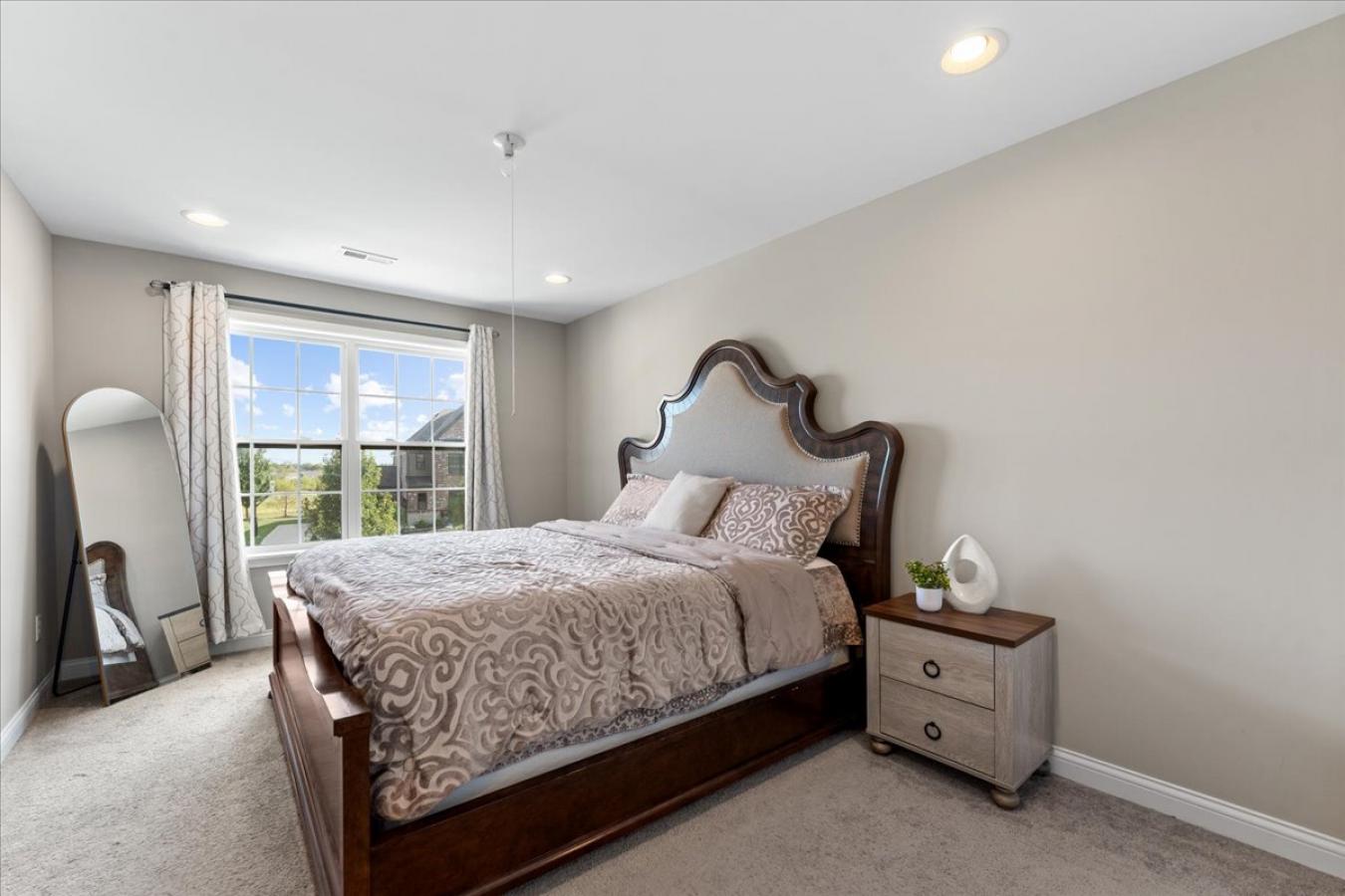 Mason, Ohio, 45040, United States, 4 Bedrooms Bedrooms, ,3 BathroomsBathrooms,Residential,For Sale,1959829