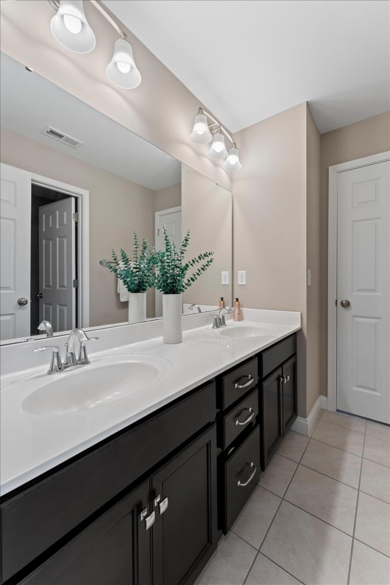 Mason, Ohio, 45040, United States, 4 Bedrooms Bedrooms, ,3 BathroomsBathrooms,Residential,For Sale,1959829