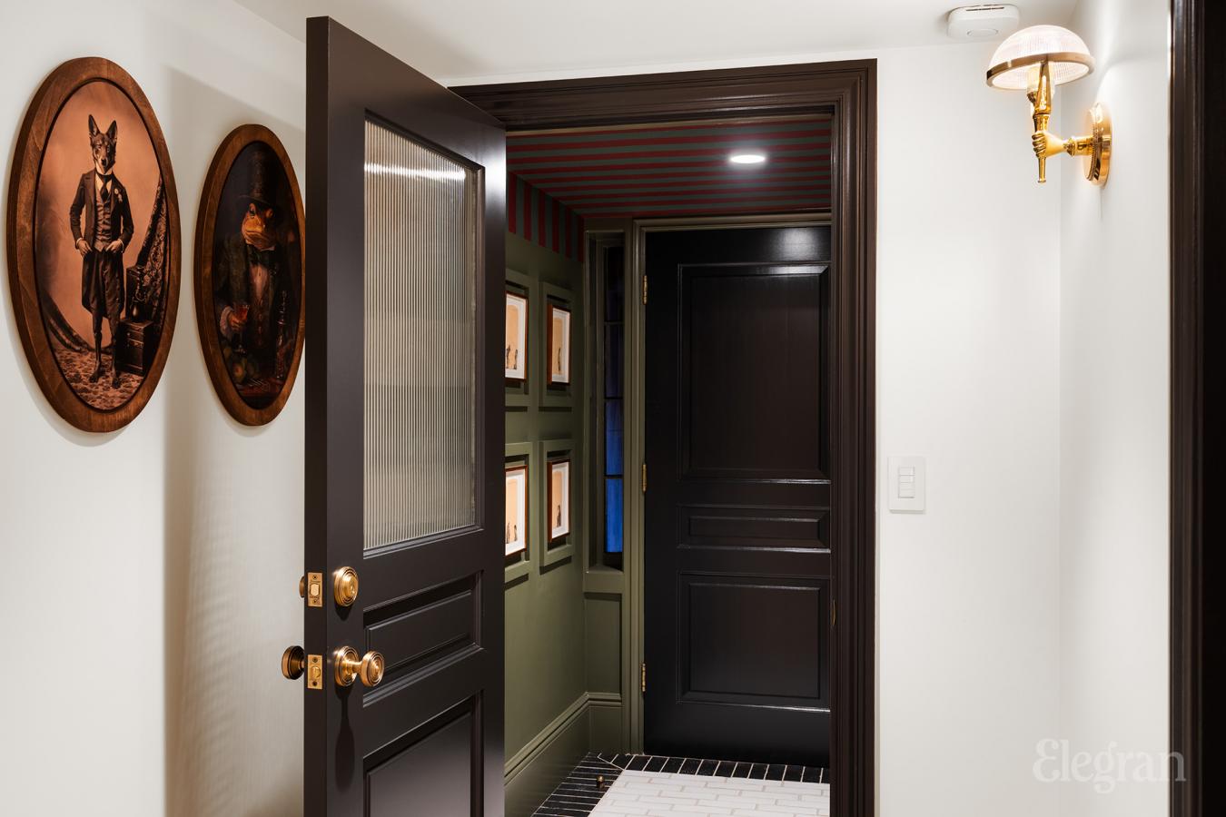 New York, New York, 10011, United States, 4 Bedrooms Bedrooms, ,4 BathroomsBathrooms,Residential,For Sale,1959826