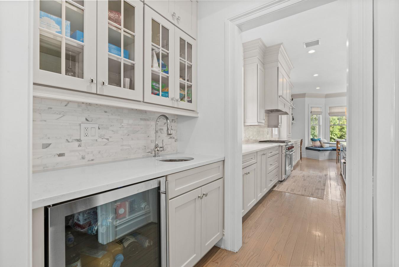 Short Hills, New Jersey, 07078, United States, 6 Bedrooms Bedrooms, ,6 BathroomsBathrooms,Residential,For Sale,1959827