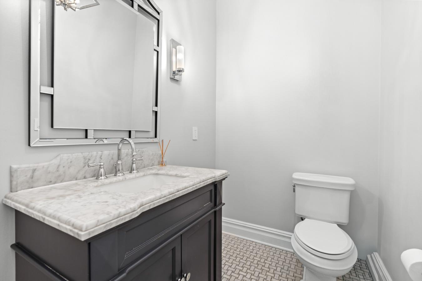 Short Hills, New Jersey, 07078, United States, 6 Bedrooms Bedrooms, ,6 BathroomsBathrooms,Residential,For Sale,1959827