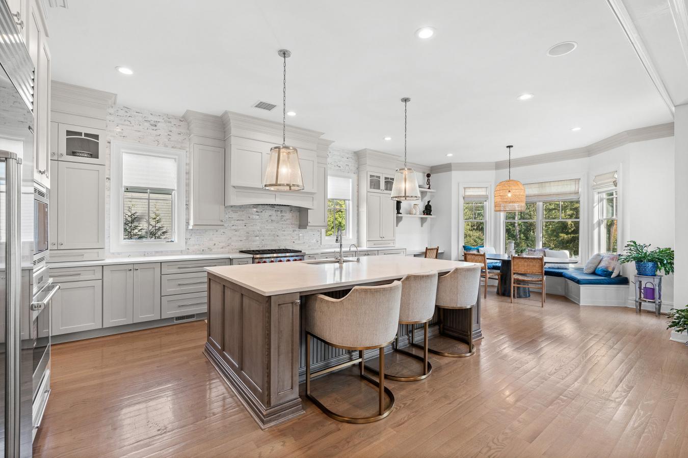 Short Hills, New Jersey, 07078, United States, 6 Bedrooms Bedrooms, ,6 BathroomsBathrooms,Residential,For Sale,1959827