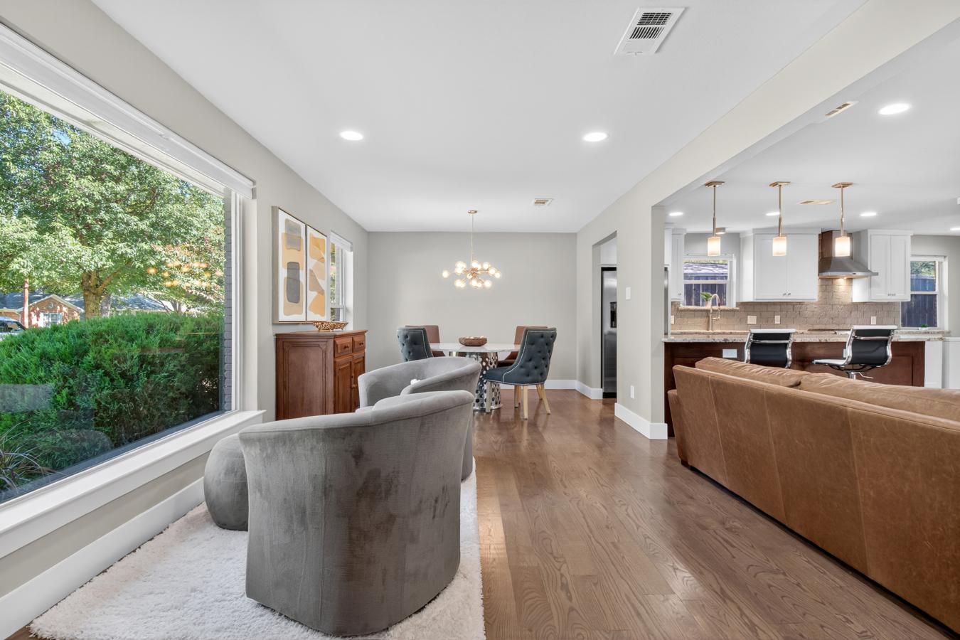 Dallas, Texas, 75231, United States, 4 Bedrooms Bedrooms, ,3 BathroomsBathrooms,Residential,For Sale,1960326