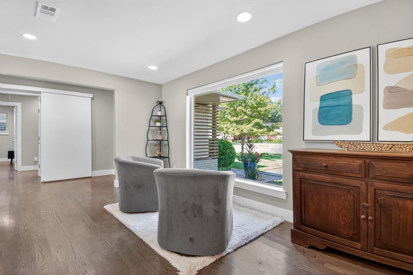 Dallas, Texas, 75231, United States, 4 Bedrooms Bedrooms, ,3 BathroomsBathrooms,Residential,For Sale,1960326