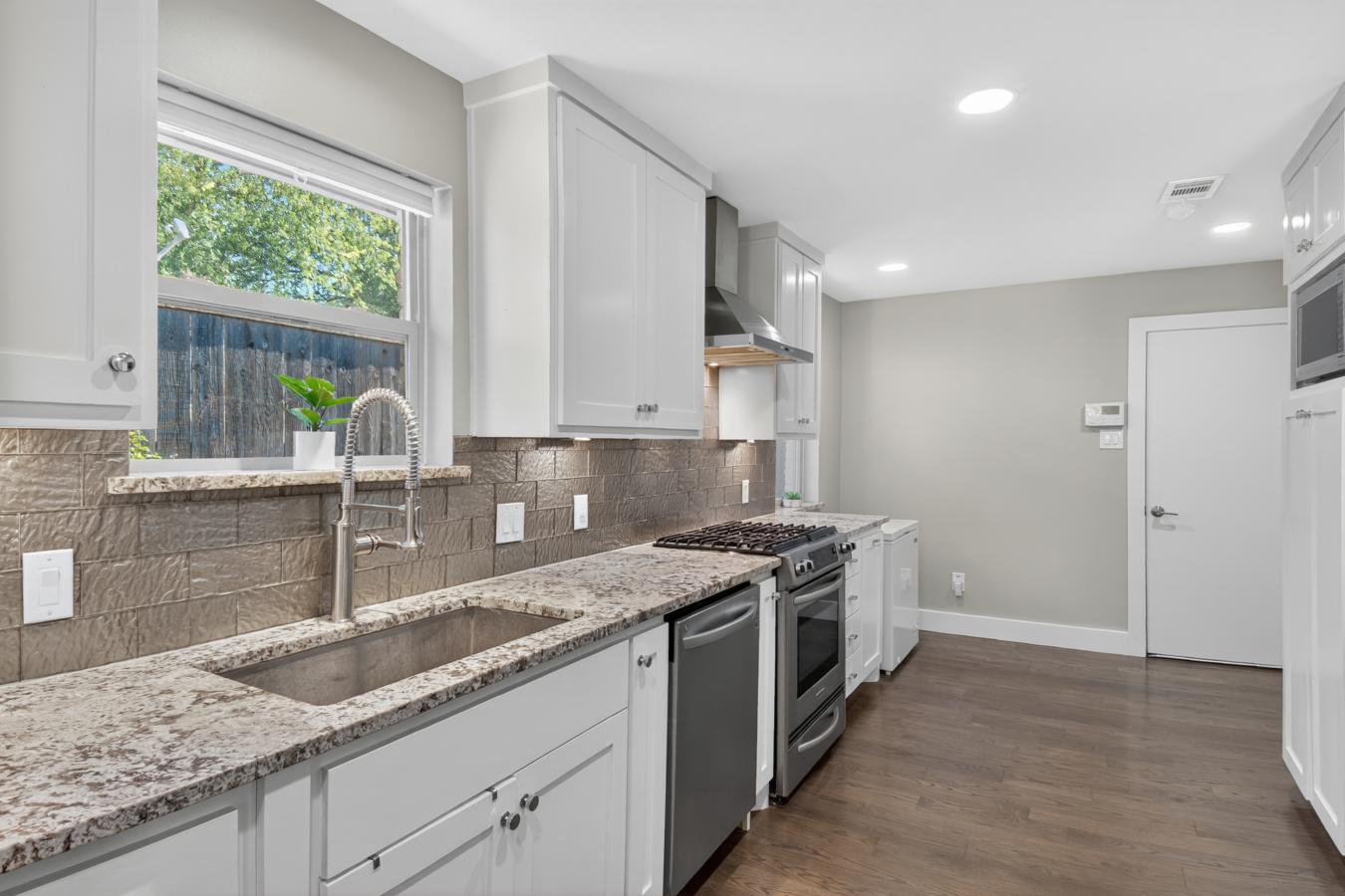 Dallas, Texas, 75231, United States, 4 Bedrooms Bedrooms, ,3 BathroomsBathrooms,Residential,For Sale,1960326