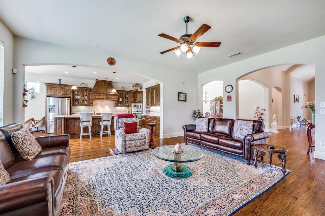 The Colony, Denton, 75056, United States, 3 Bedrooms Bedrooms, ,2 BathroomsBathrooms,Residential,For Sale,1959824