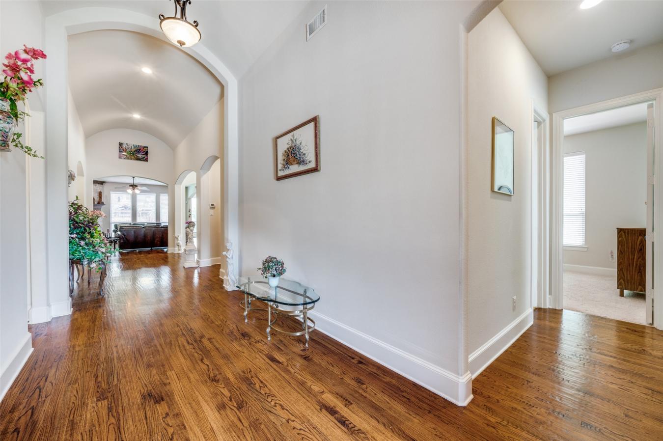 The Colony, Denton, 75056, United States, 3 Bedrooms Bedrooms, ,2 BathroomsBathrooms,Residential,For Sale,1959824