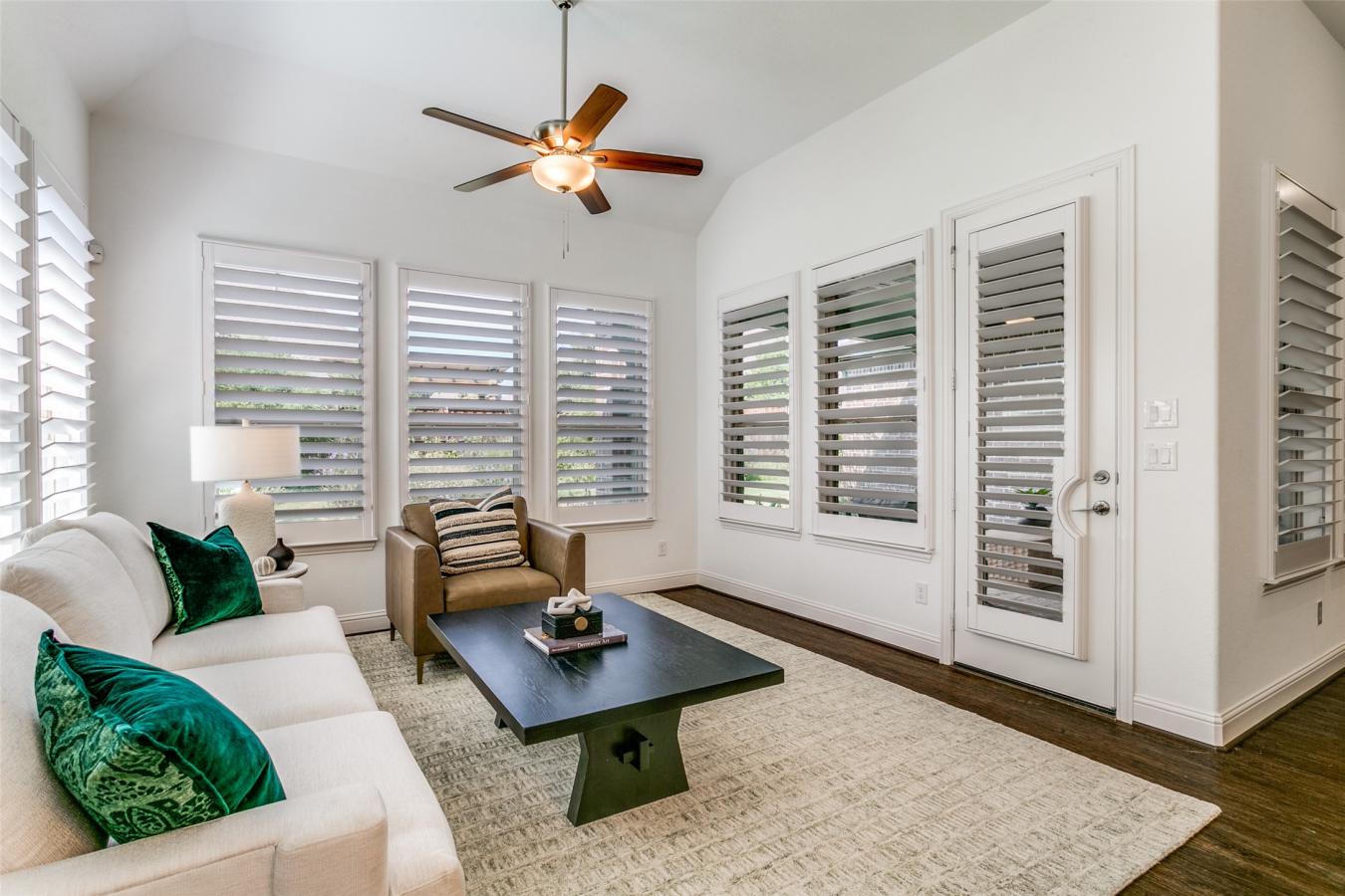 The Colony, Denton, 75056, United States, 3 Bedrooms Bedrooms, ,3 BathroomsBathrooms,Residential,For Sale,1959823