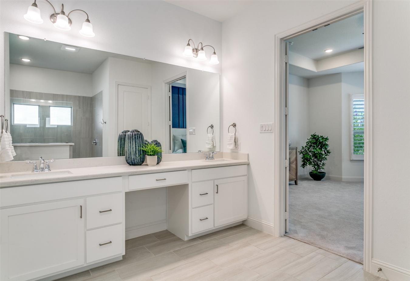 The Colony, Denton, 75056, United States, 3 Bedrooms Bedrooms, ,3 BathroomsBathrooms,Residential,For Sale,1959823