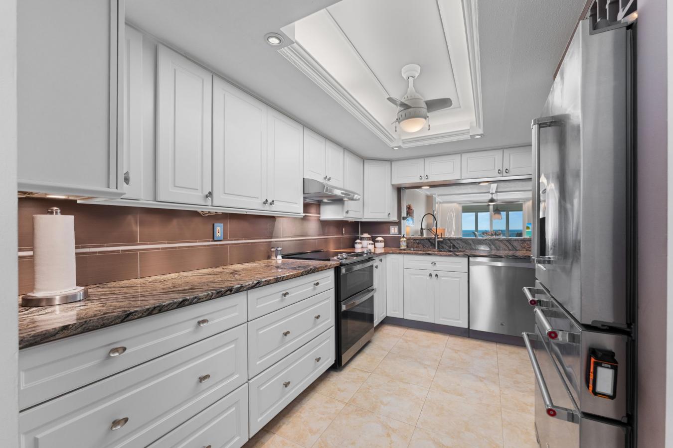 Coccoa Beah, Florida, 32931, United States, 2 Bedrooms Bedrooms, ,1 BathroomBathrooms,Residential,For Sale,1959821