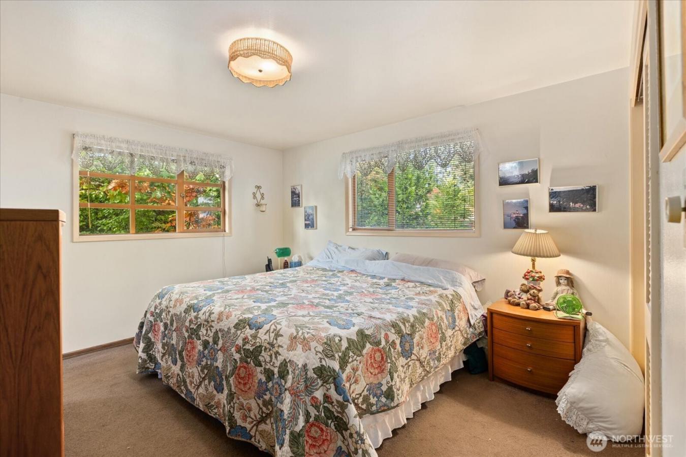 Bellevue, King, 98005, United States, 6 Bedrooms Bedrooms, ,2 BathroomsBathrooms,Residential,For Sale,1960325