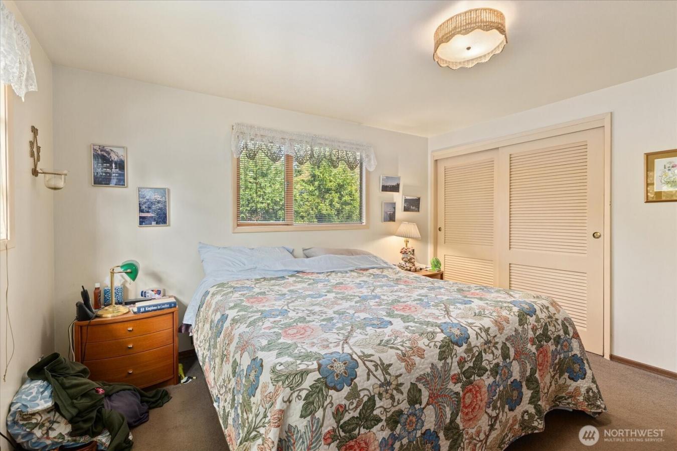 Bellevue, King, 98005, United States, 6 Bedrooms Bedrooms, ,2 BathroomsBathrooms,Residential,For Sale,1960325