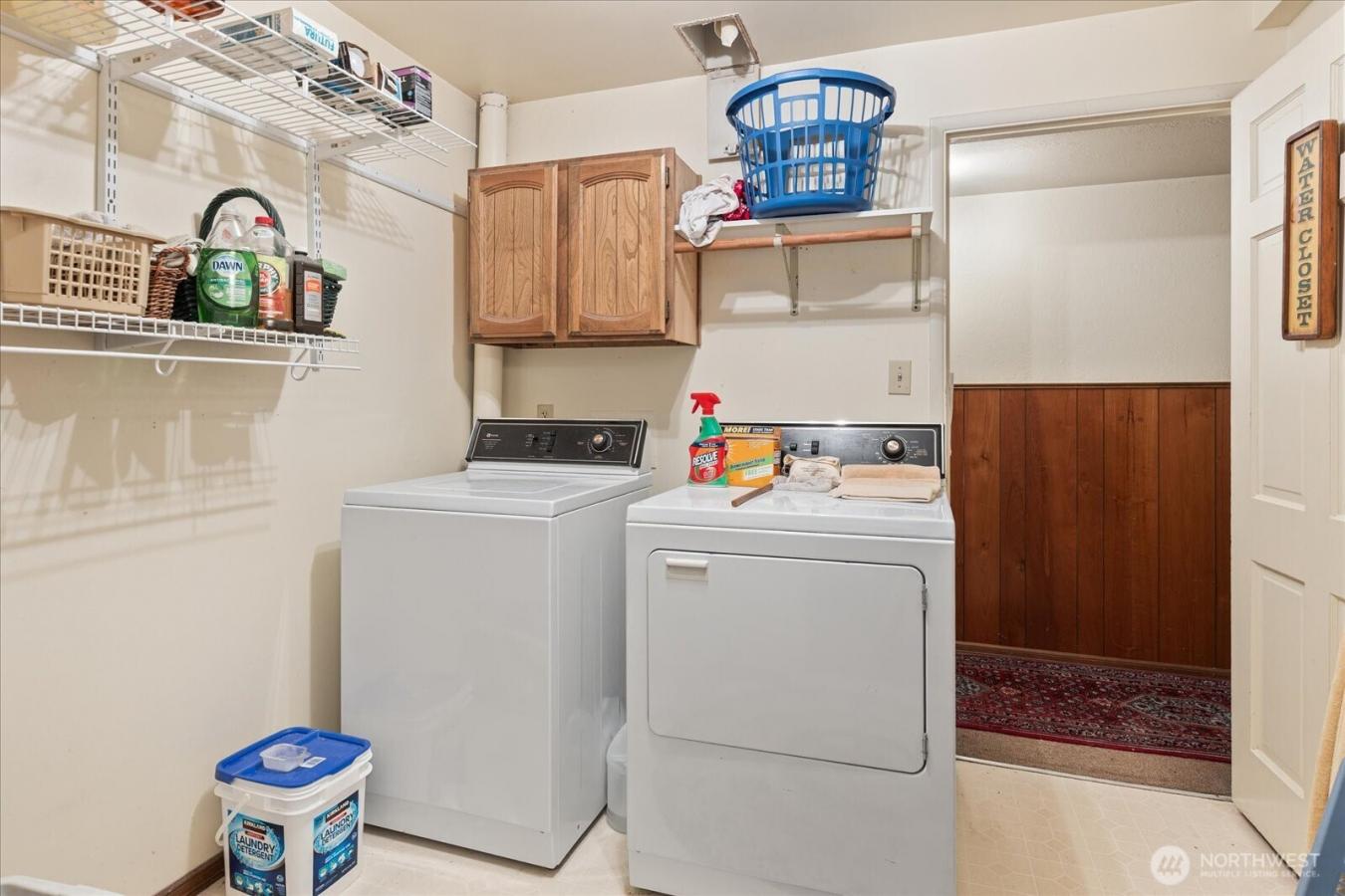 Bellevue, King, 98005, United States, 6 Bedrooms Bedrooms, ,2 BathroomsBathrooms,Residential,For Sale,1960325