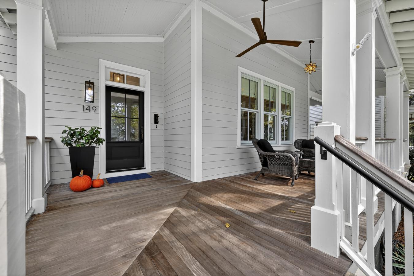 Beaufort, Beaufort, 29906, United States, 4 Bedrooms Bedrooms, ,4 BathroomsBathrooms,Residential,For Sale,1960324