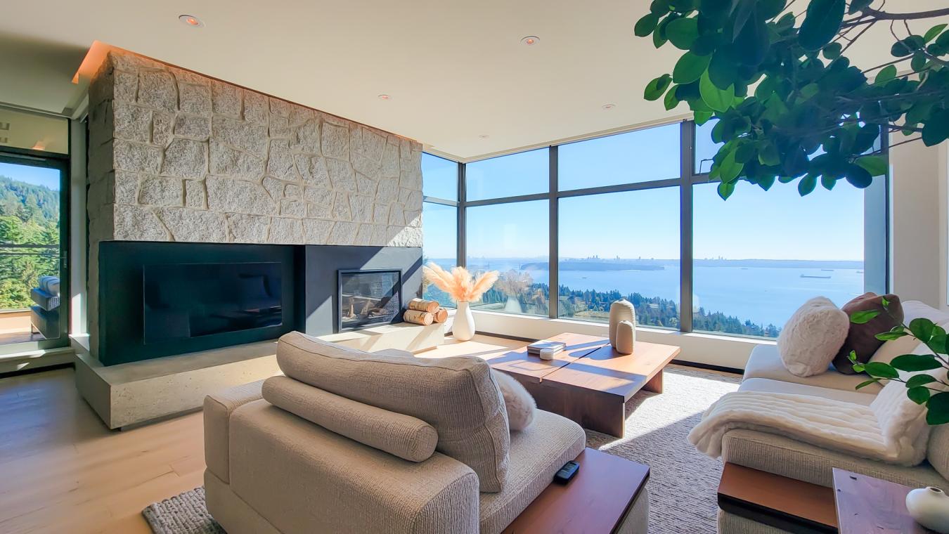 West Vancouver, BC, V7S 3J7, Canada, 2 Bedrooms Bedrooms, ,2 BathroomsBathrooms,Residential,For Sale,1960323