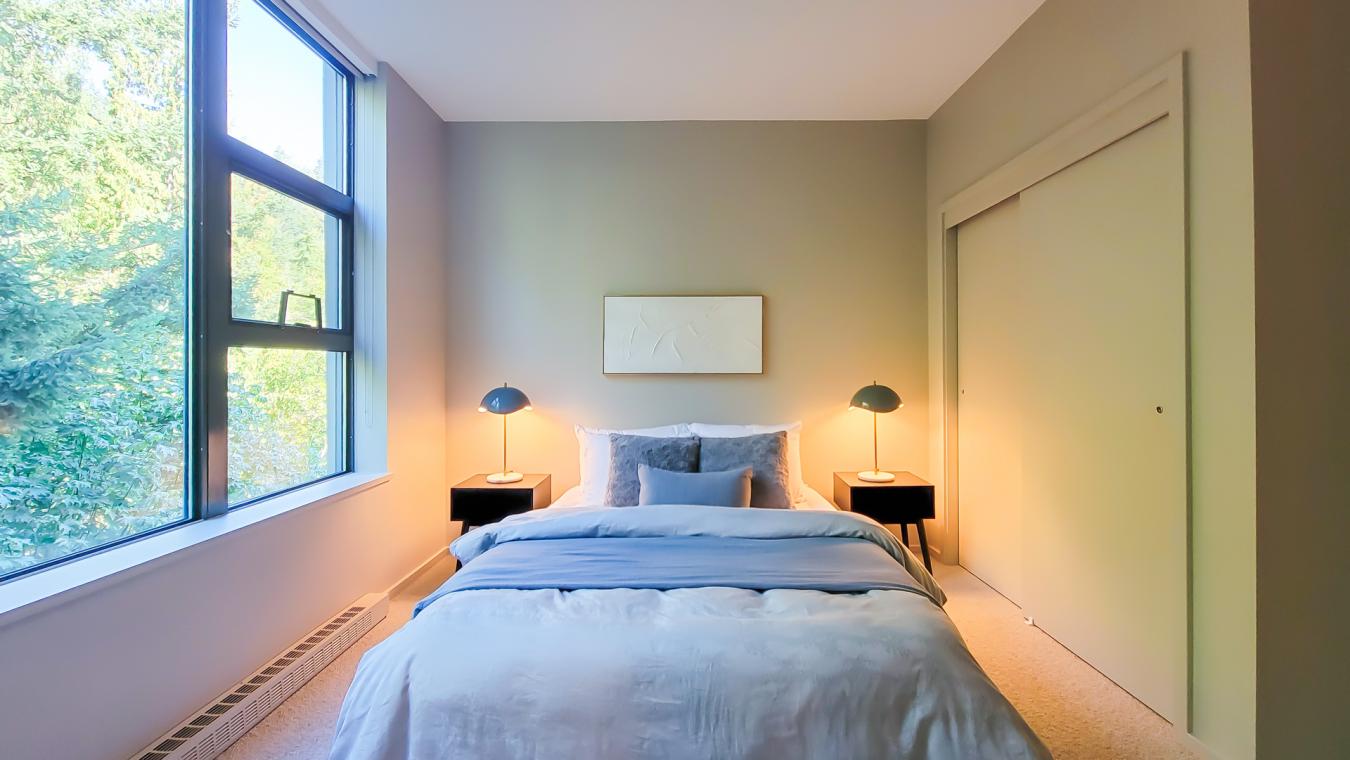 West Vancouver, BC, V7S 3J7, Canada, 2 Bedrooms Bedrooms, ,2 BathroomsBathrooms,Residential,For Sale,1960323