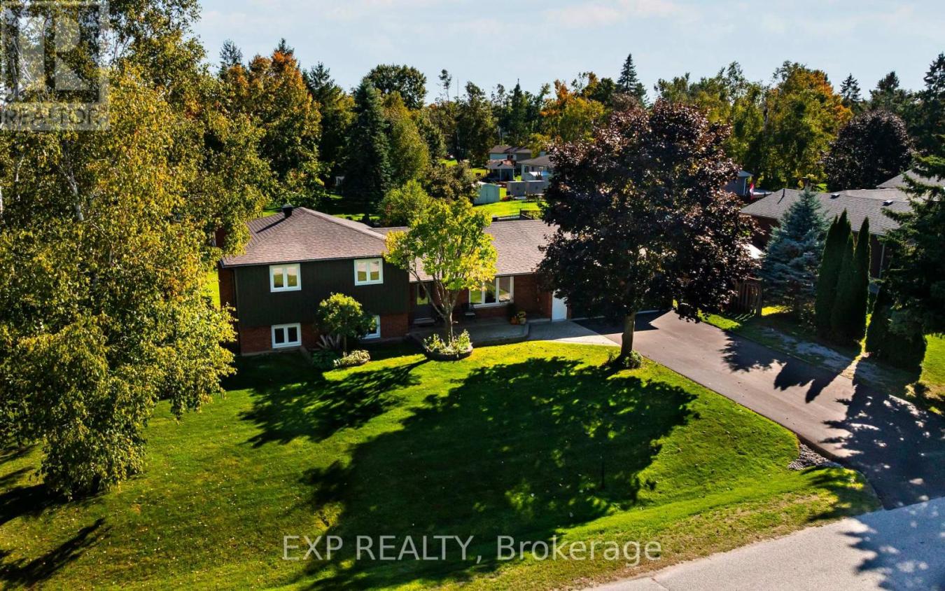 Innisfil (Stroud), ON, L9S1E7, Canada, 3 Bedrooms Bedrooms, ,2 BathroomsBathrooms,Residential,For Sale,1960322 Innisfil (Stroud), ON, L9S1E7, Canada, 3 Bedrooms Bedrooms, ,2 BathroomsBathrooms,Residential,For Sale,1960322