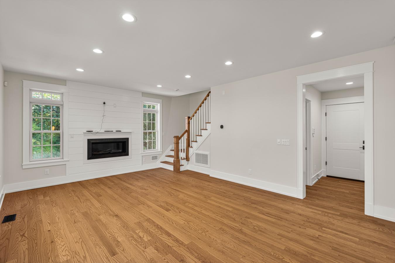 Madison, New Jersey, 07940, United States, 6 Bedrooms Bedrooms, ,5 BathroomsBathrooms,Residential,For Sale,1960317