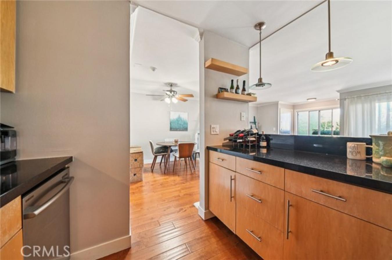 Redondo Beach, Los Angeles, 90277, United States, ,Residential,For Sale,1969722