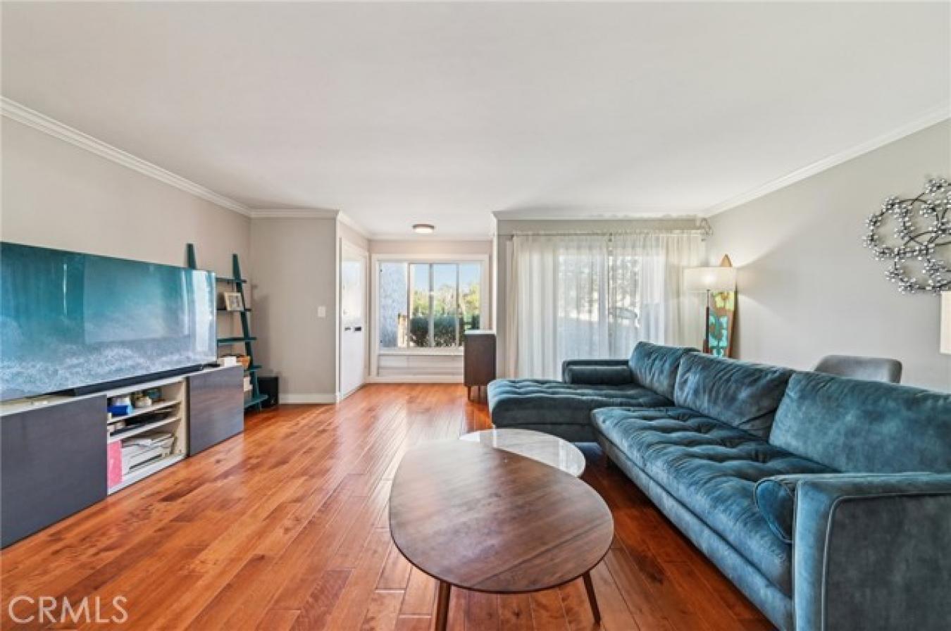 Redondo Beach, Los Angeles, 90277, United States, ,Residential,For Sale,1969722