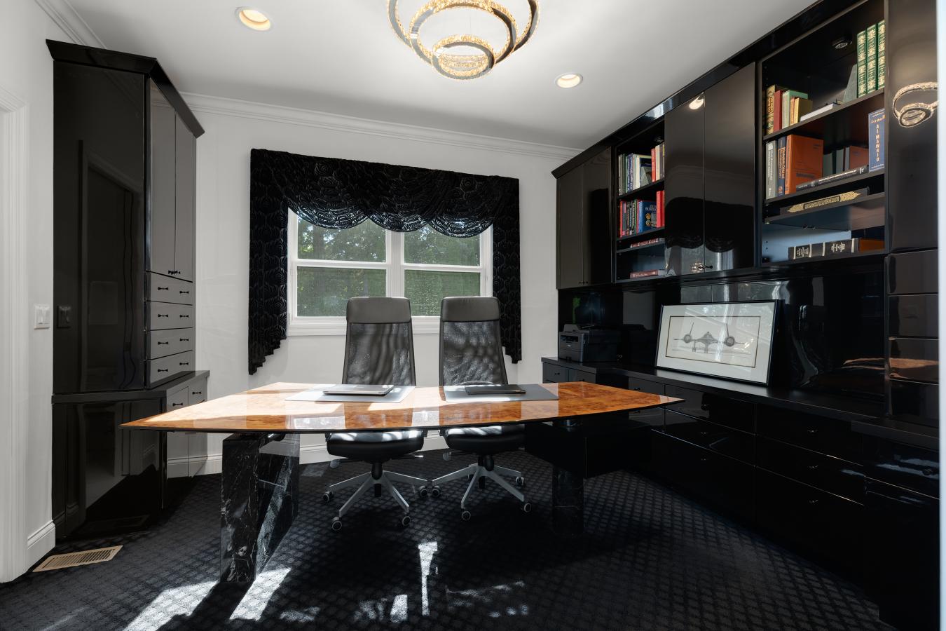 Town and Country, St. Louis, 63131, United States, 5 Bedrooms Bedrooms, ,5 BathroomsBathrooms,Residential,For Sale,1960314