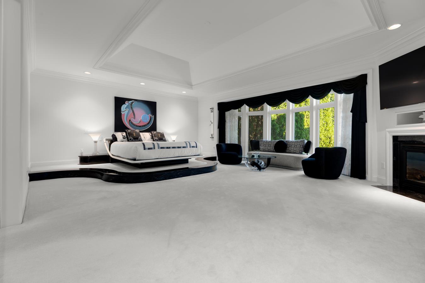 Town and Country, St. Louis, 63131, United States, 5 Bedrooms Bedrooms, ,5 BathroomsBathrooms,Residential,For Sale,1960314