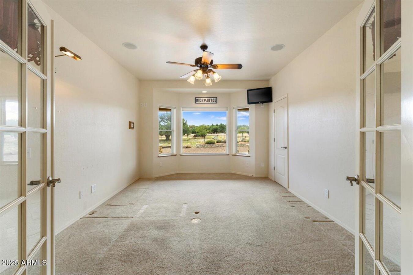 Prescott, Yavapai, 86305, United States, 3 Bedrooms Bedrooms, ,3 BathroomsBathrooms,Residential,For Sale,1960312