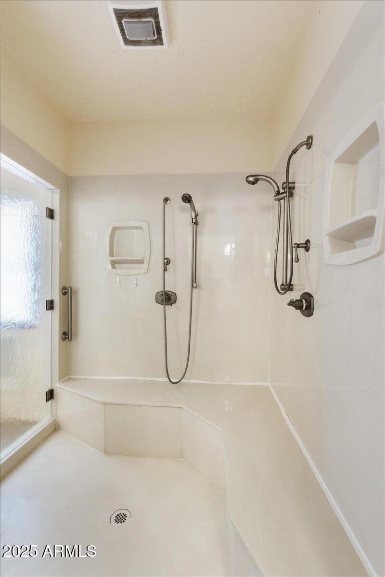 Prescott, Yavapai, 86305, United States, 3 Bedrooms Bedrooms, ,3 BathroomsBathrooms,Residential,For Sale,1960312