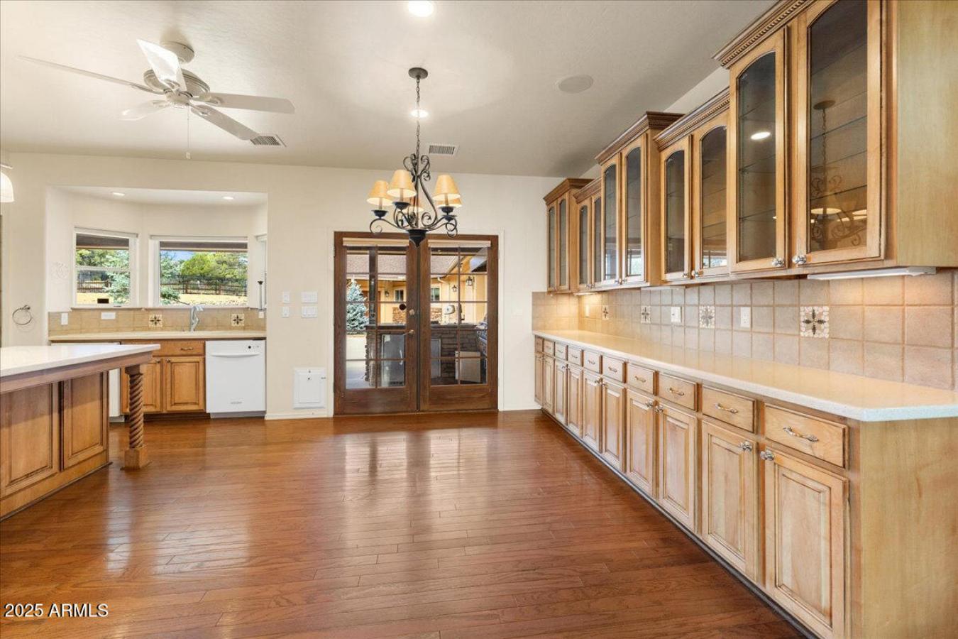 Prescott, Yavapai, 86305, United States, 3 Bedrooms Bedrooms, ,3 BathroomsBathrooms,Residential,For Sale,1960312