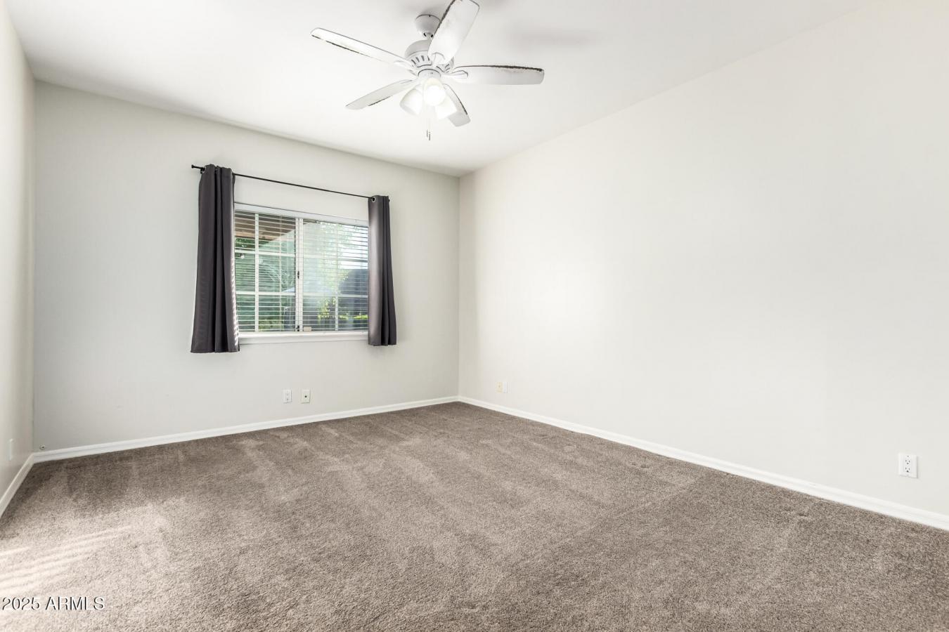 Mesa, Maricopa, 85213, United States, 6 Bedrooms Bedrooms, ,4 BathroomsBathrooms,Residential,For Sale,1962117