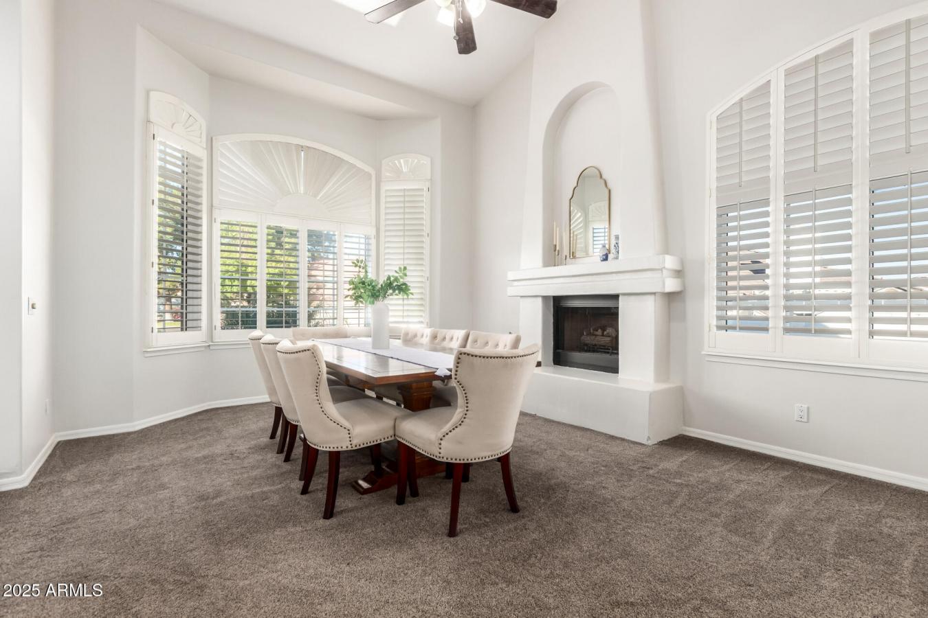 Mesa, Maricopa, 85213, United States, 6 Bedrooms Bedrooms, ,4 BathroomsBathrooms,Residential,For Sale,1962117