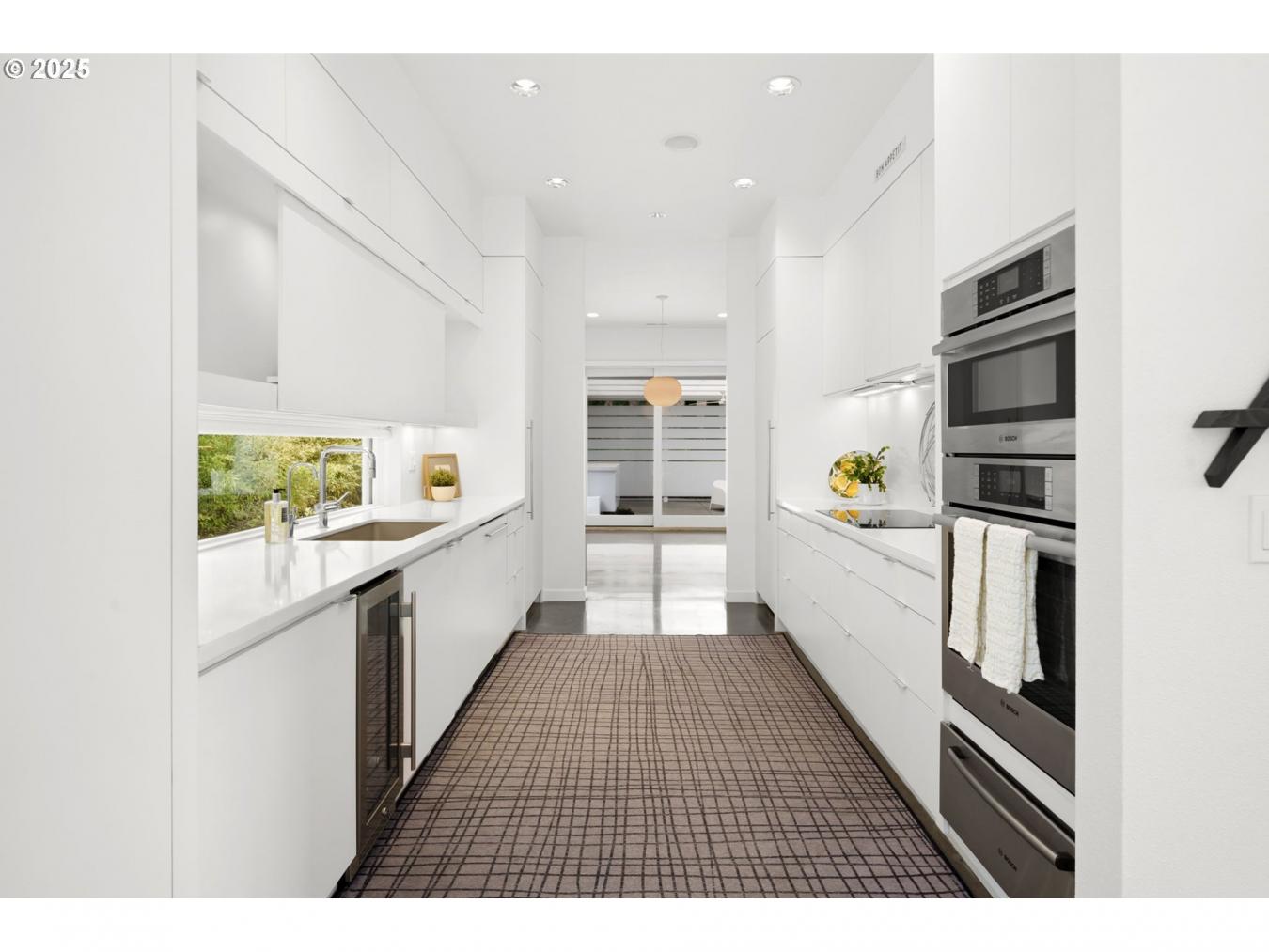 Vancouver, Clark, 98685, United States, 5 Bedrooms Bedrooms, ,4 BathroomsBathrooms,Residential,For Sale,1962109