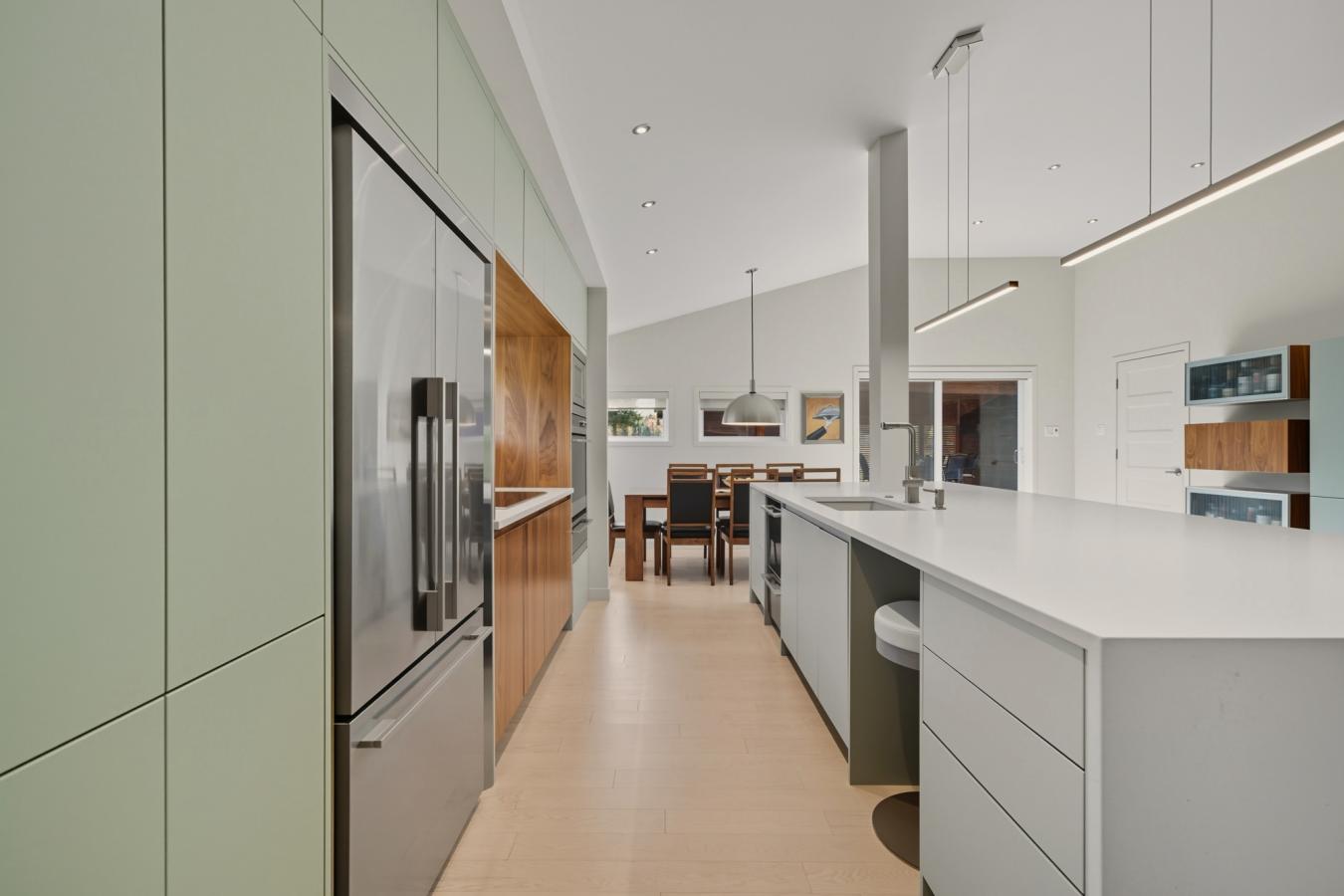 Canton Hatley, Eastern Townships, J0B 2C0, Canada, 4 Bedrooms Bedrooms, ,3 BathroomsBathrooms,Residential,For Sale,1962108