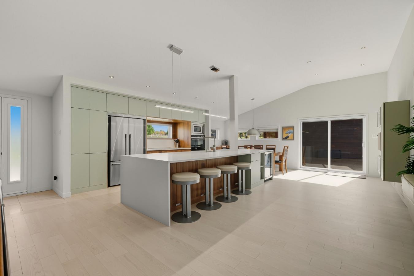 Canton Hatley, Eastern Townships, J0B 2C0, Canada, 4 Bedrooms Bedrooms, ,3 BathroomsBathrooms,Residential,For Sale,1962108