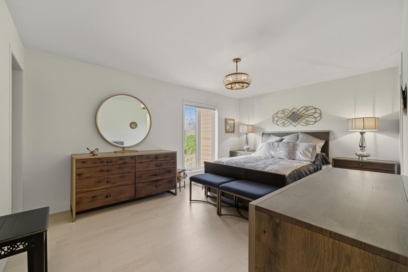 Canton Hatley, Eastern Townships, J0B 2C0, Canada, 4 Bedrooms Bedrooms, ,3 BathroomsBathrooms,Residential,For Sale,1962108