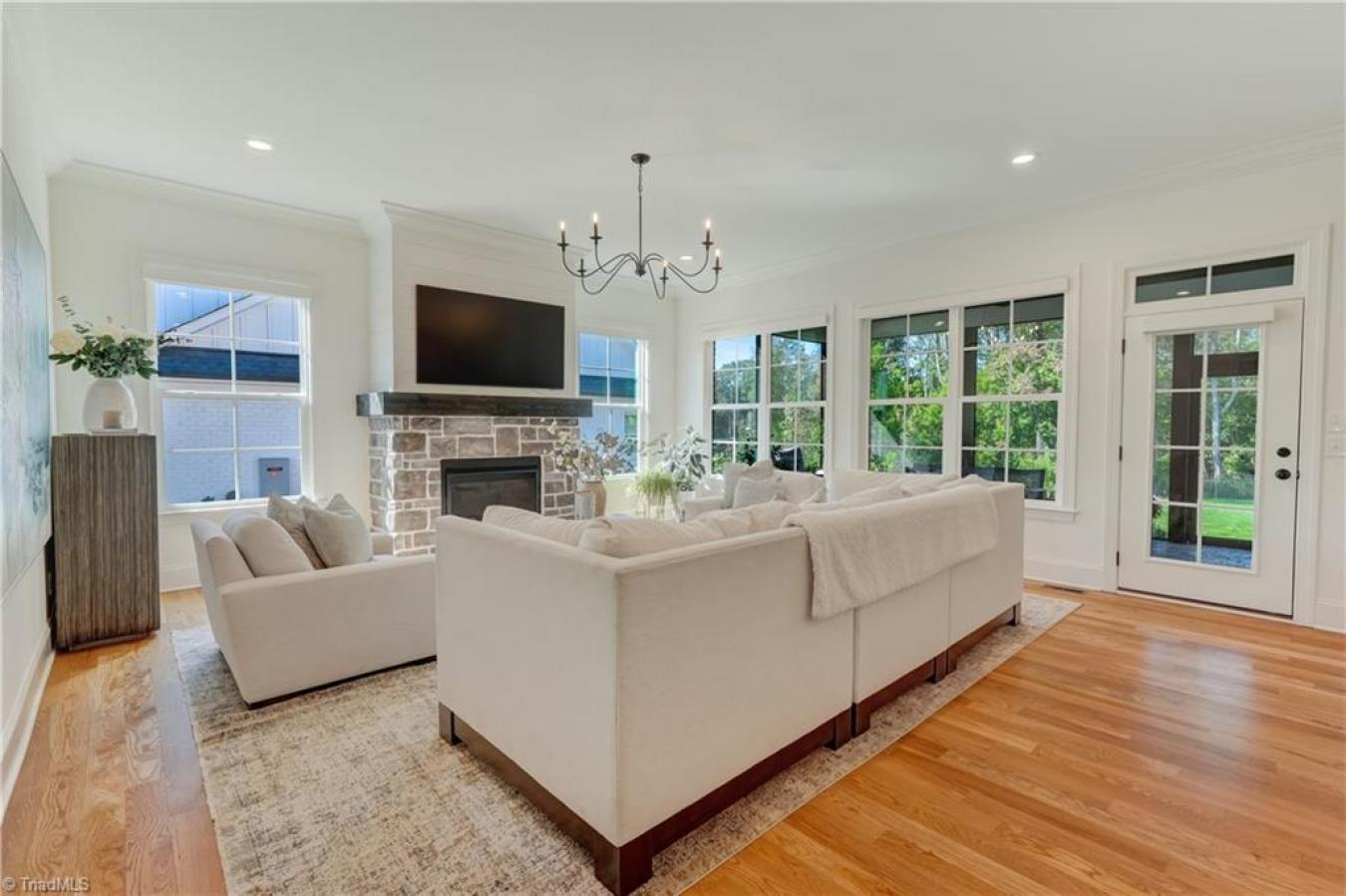 Greensboro, Guilford, 27455, United States, 3 Bedrooms Bedrooms, ,4 BathroomsBathrooms,Residential,For Sale,1962106